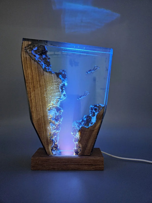 Handmade epoxy resin sea breeze themed night lamp